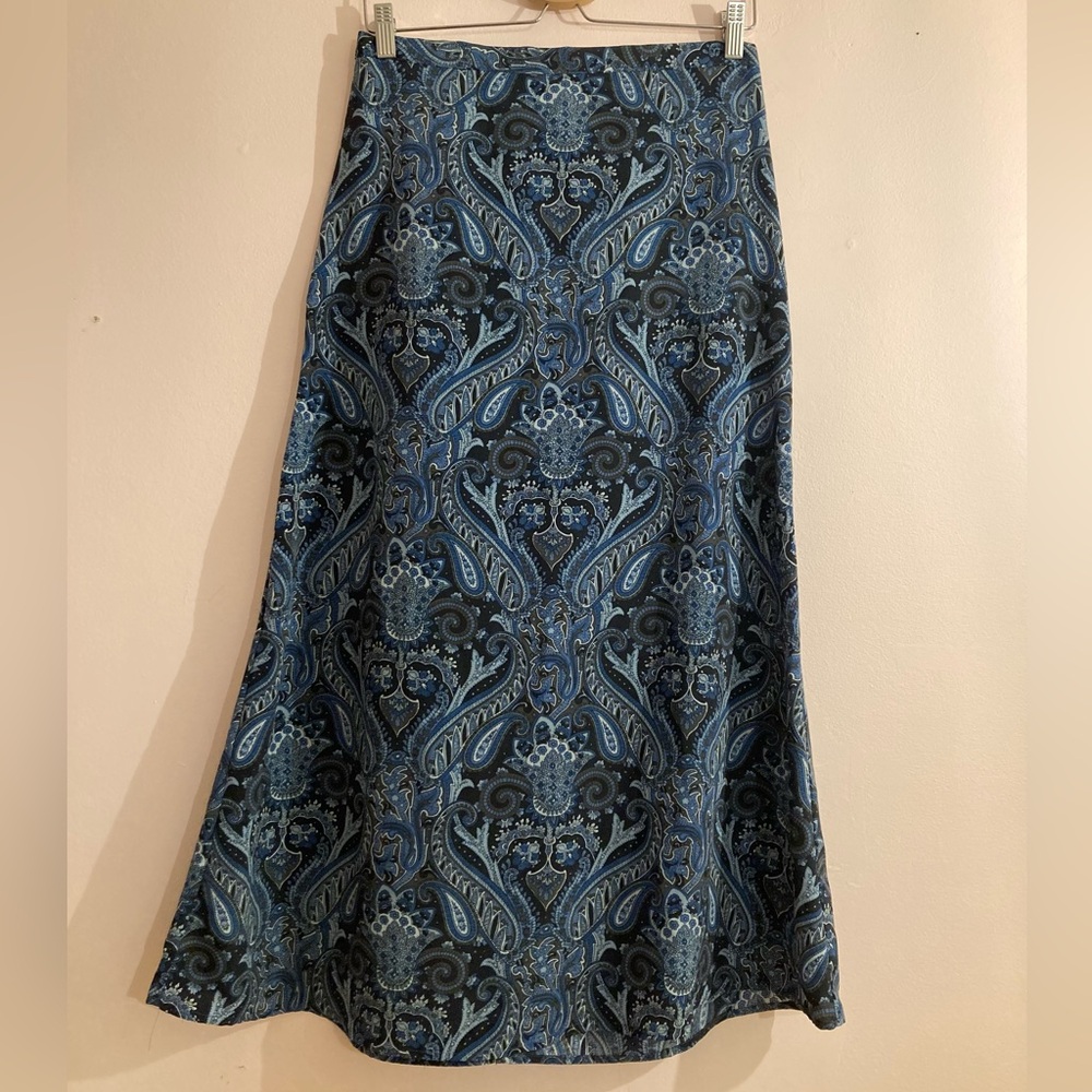 Gloria Vanderbilt Blue and White A-Line Maxi Skirt Cocktail